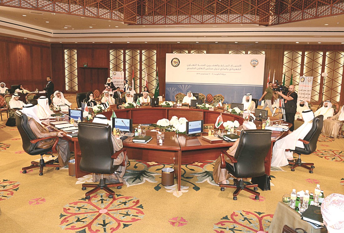 u0627u0644u0645u0634u0627u0631u0643u0648u0646 u0641u064a u0627u0644u0627u062cu062au0645u0627u0639 (u062au0635u0648u064au0631 u0623u0633u0639u062f u0639u0628u062f u0627u0644u0644u0647)