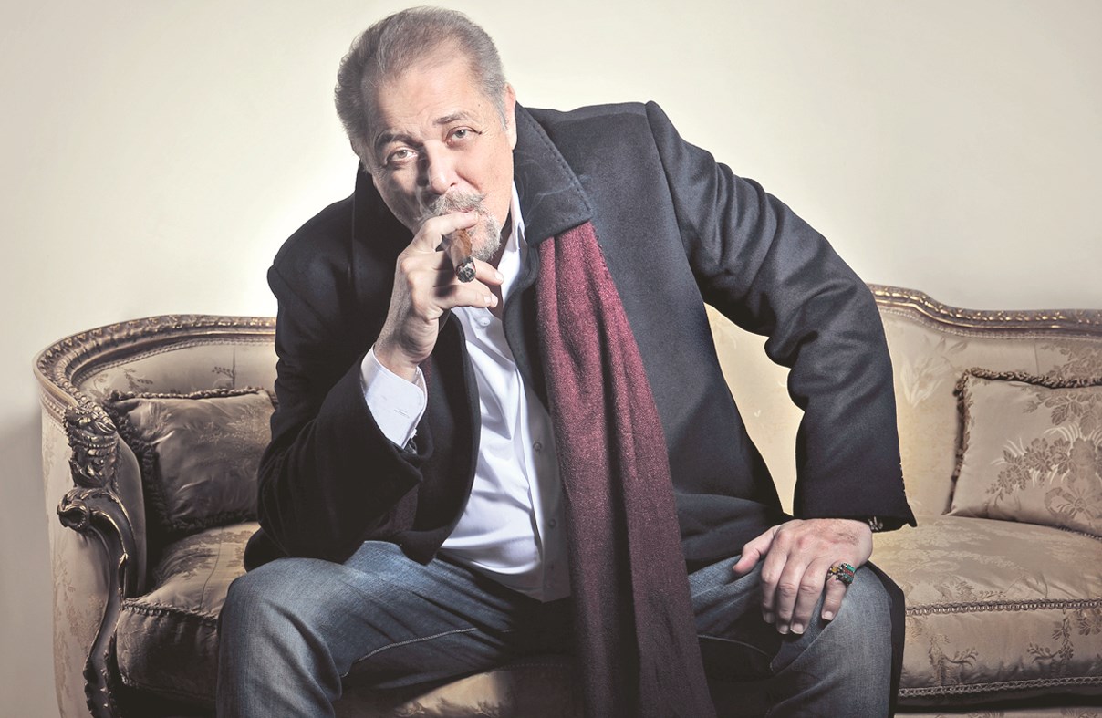 «أعتز بكل ألقابي»