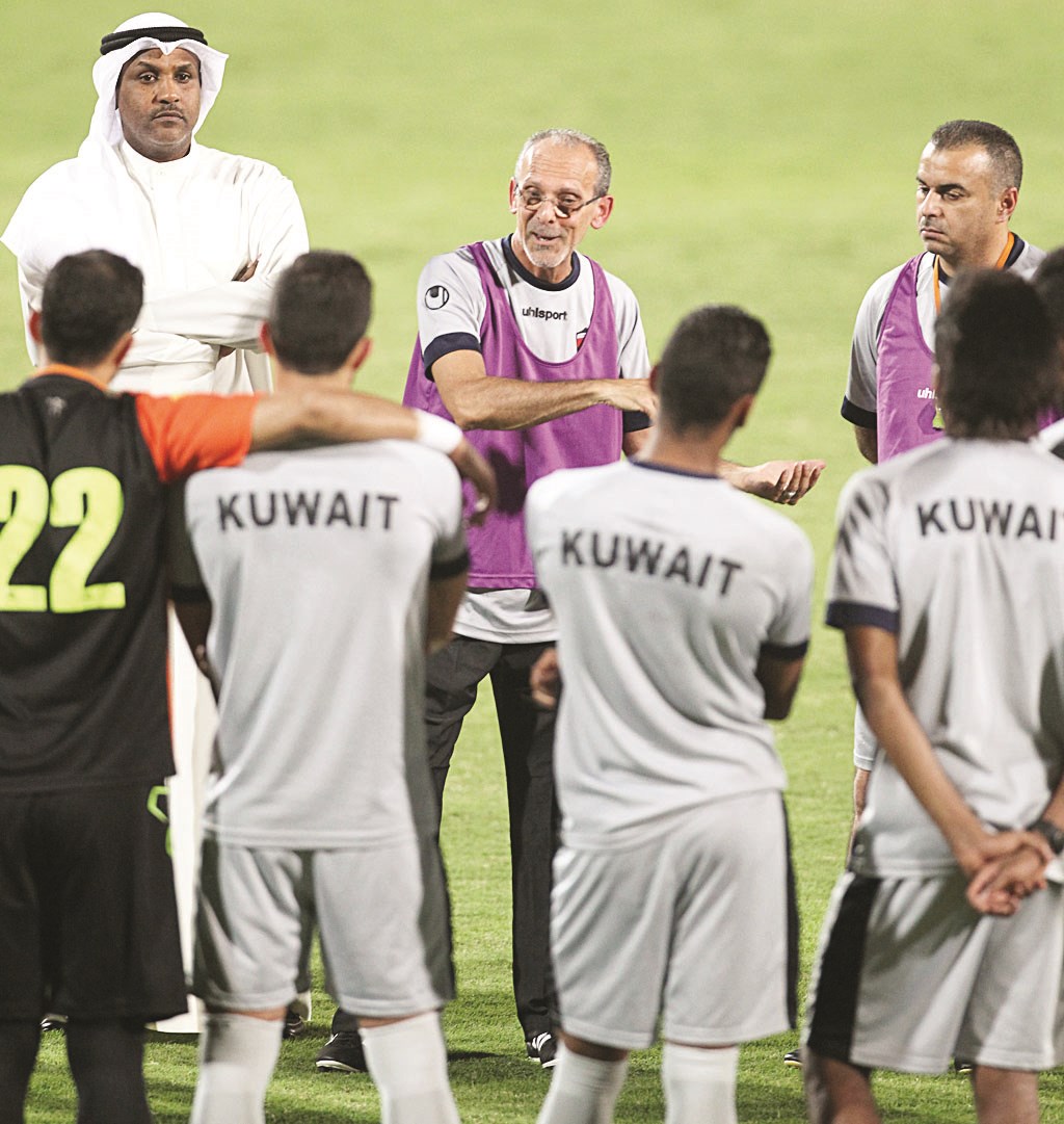 u0641u064au064au0631u0627 u064au062au062du062fu062b u0627u0644u0649 u0628u0639u0636 u0627u0644u0644u0627u0639u0628u064au0646 u0641u064a u0622u062eu0631 u0627u0644u062au062fu0631u064au0628