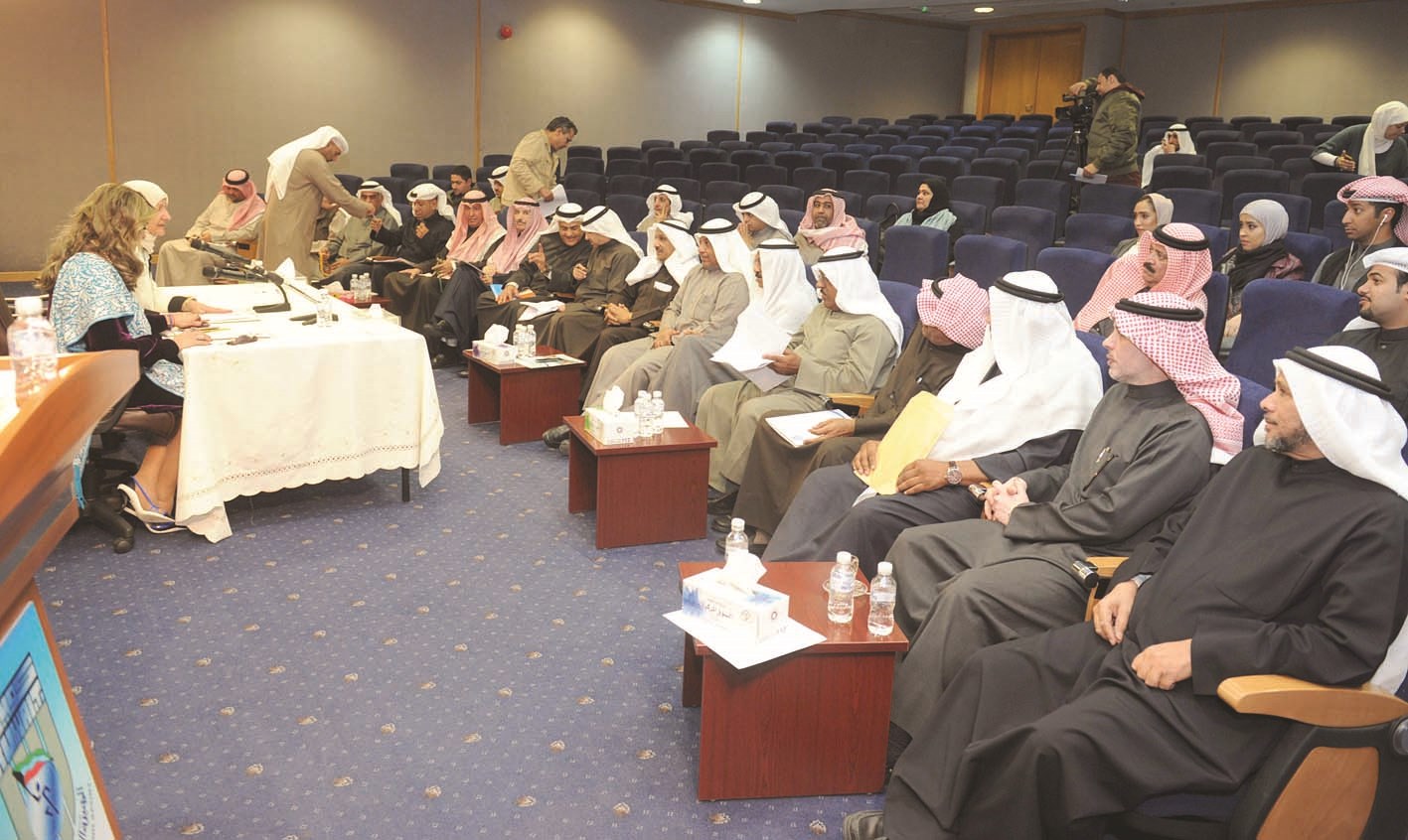 u0645u0645u062bu0644u0648 u0627u0644u0623u0646u062fu064au0629 u0648u0627u0644u0627u062au062du0627u062fu0627u062a u0641u064a u0627u062cu062au0645u0627u0639 u0627u0644u0647u064au0626u0629 (u062au0635u0648u064au0631 u0632u0643u0631u064au0627 u0639u0637u064au0629)