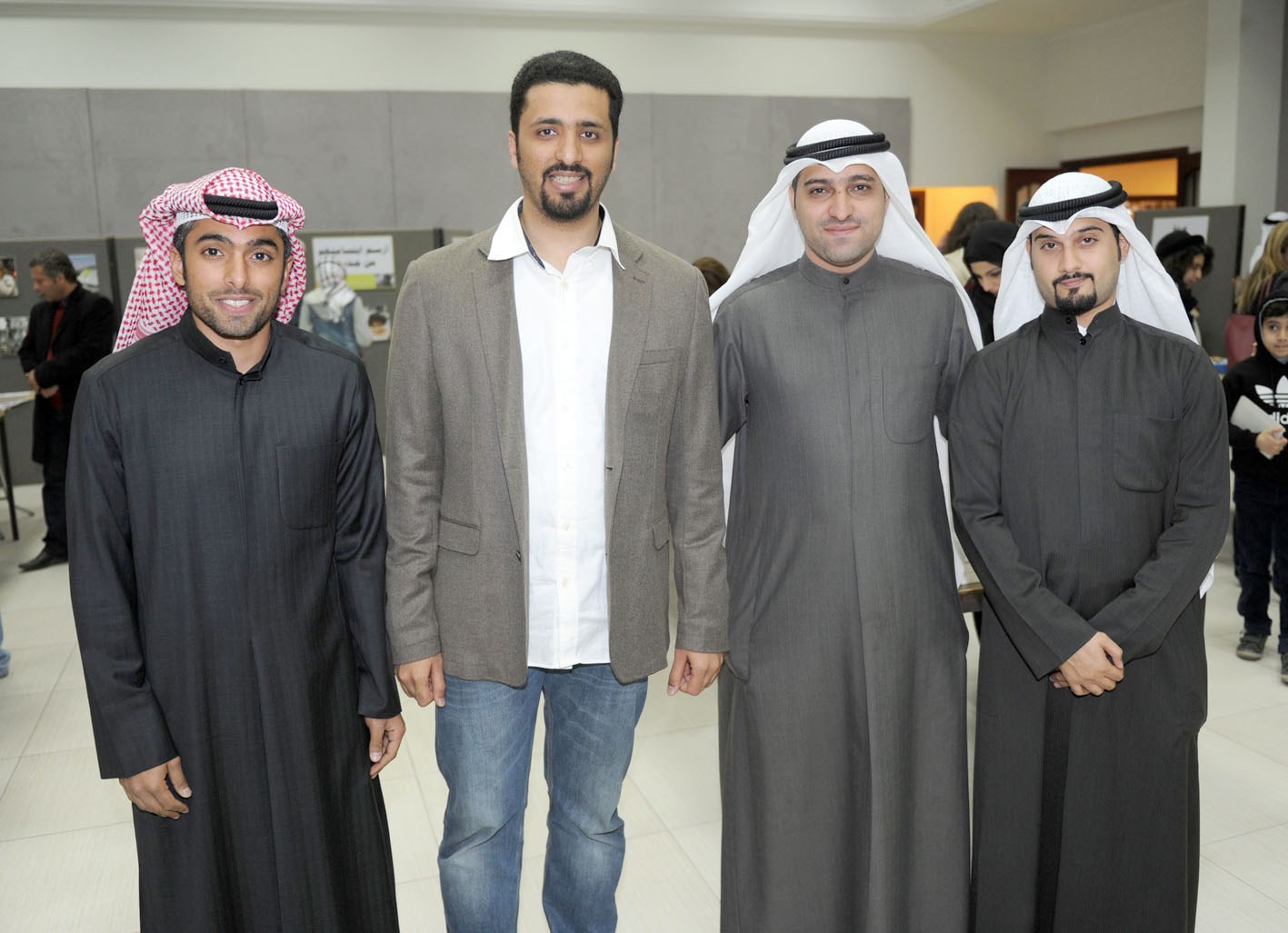 u0623u0639u0636u0627u0621 u062du0645u0644u0629 u00abu0644u064au0627u0646u00bb u0627u0644u0625u0646u0633u0627u0646u064au0629            (u062au0635u0648u064au0631 u0637u0627u0631u0642 u0639u0632u0627u0644u062fu064au0646)