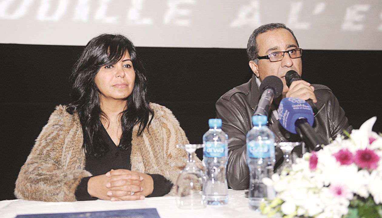 u062eu0644u0648u062f u0627u0644u0646u062cu0627u0631 u0648u0627u0644u0623u0643u062du0644 u0627u0644u0639u0631u0628u064a u0641u064a u0627u0644u0646u062fu0648u0629      (u062au0635u0648u064au0631 u0637u0627u0631u0642 u0639u0632 u0627u0644u062fu064au0646)