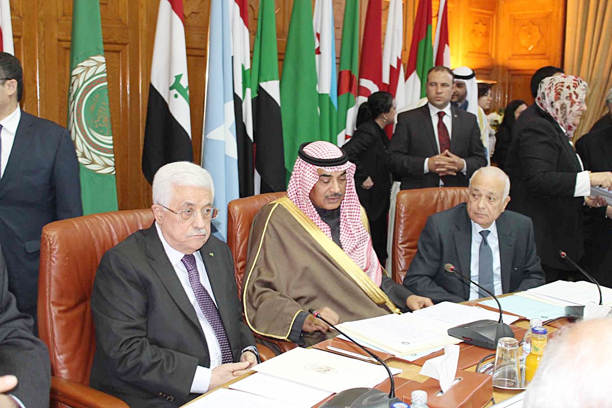 u0635u0628u0627u062d u0627u0644u062eu0627u0644u062f u064au062au0648u0633u0637 u0639u0628u0627u0633 u0648u0627u0644u0639u0631u0628u064a u0641u064a u0627u062cu062au0645u0627u0639 u0644u062cu0646u0629 u00abu0645u0628u0627u062fu0631u0629 u0627u0644u0633u0644u0627u0645u00bb u0641u064a u0627u0644u0642u0627u0647u0631u0629