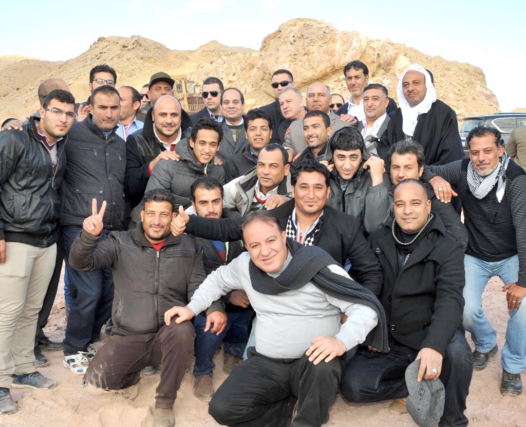 u0635u0648u0631u0629 u062au0630u0643u0627u0631u064au0629 u0644u0644u0633u064au0633u064a u0645u0639 u0627u0644u0639u0627u0645u0644u064au0646 u0641u064a u0623u062du062f u0627u0644u0645u0634u0631u0648u0639u0627u062a (u062eu0627u0635 - u00abu0627u0644u0631u0627u064au00bb)