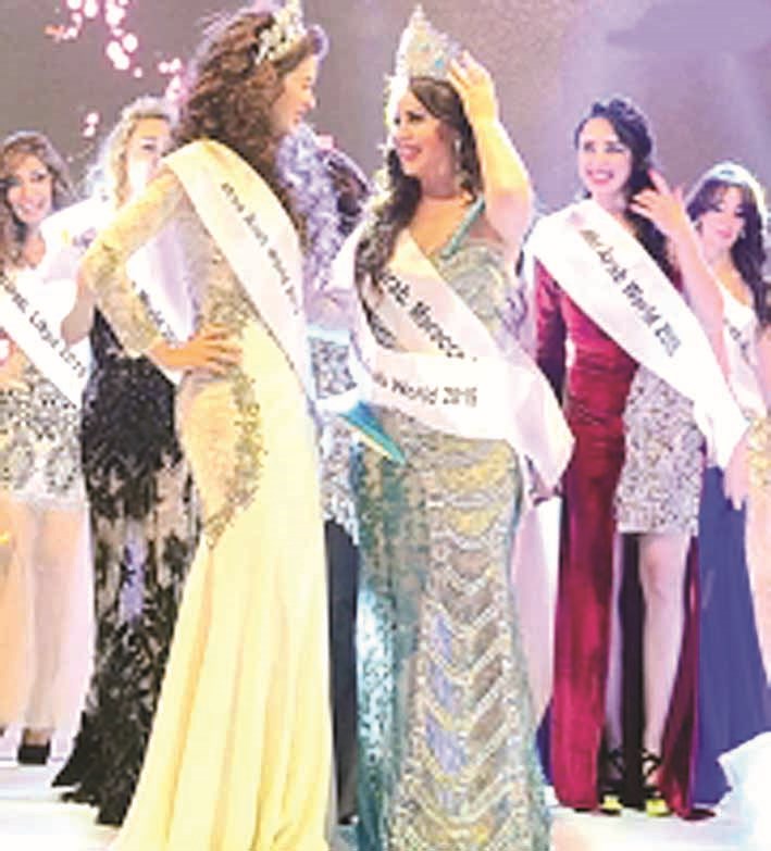 سلمى كظموط مع وصيفتها