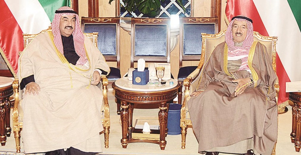 سمو الأمير مستقبلاً سمو الشيخ ناصر المحمد