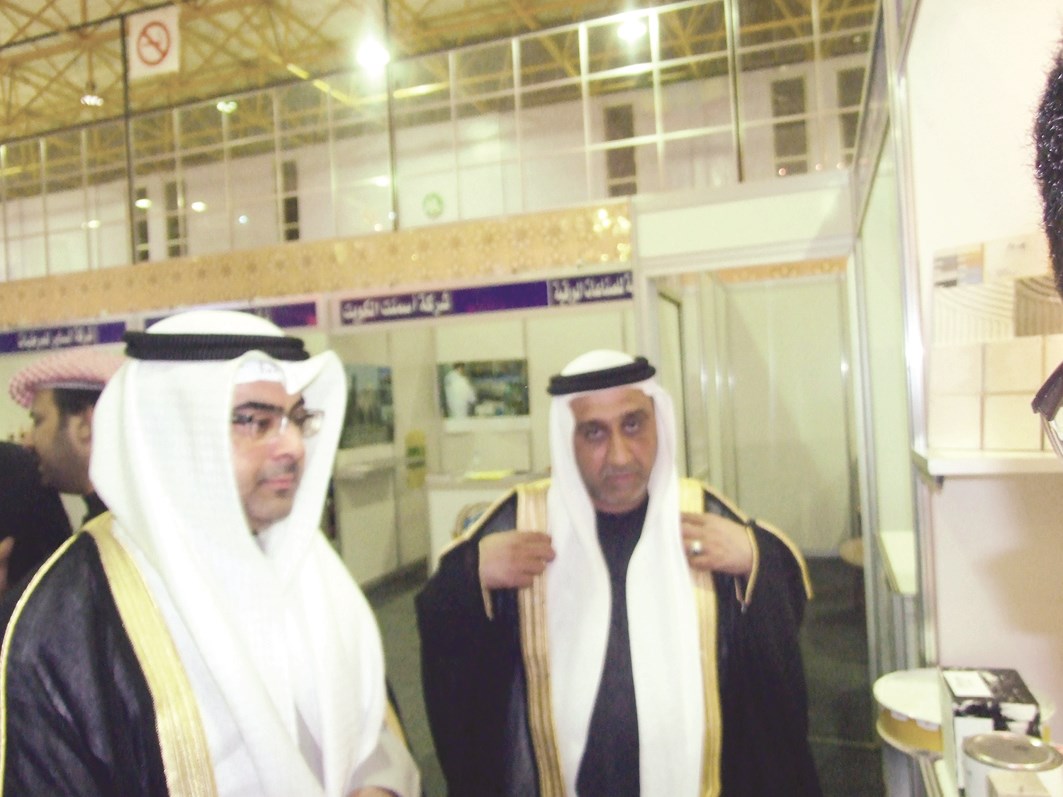 u0627u0644u0633u0641u064au0631 u0627u0644u0647u0627u062cu0631u064a u0645u0639 u0627u0644u0633u0641u064au0631 u0627u0644u0625u0645u0627u0631u0627u062au064a u0641u064a u062cu0646u0627u062d u0627u0644u0643u0648u064au062a