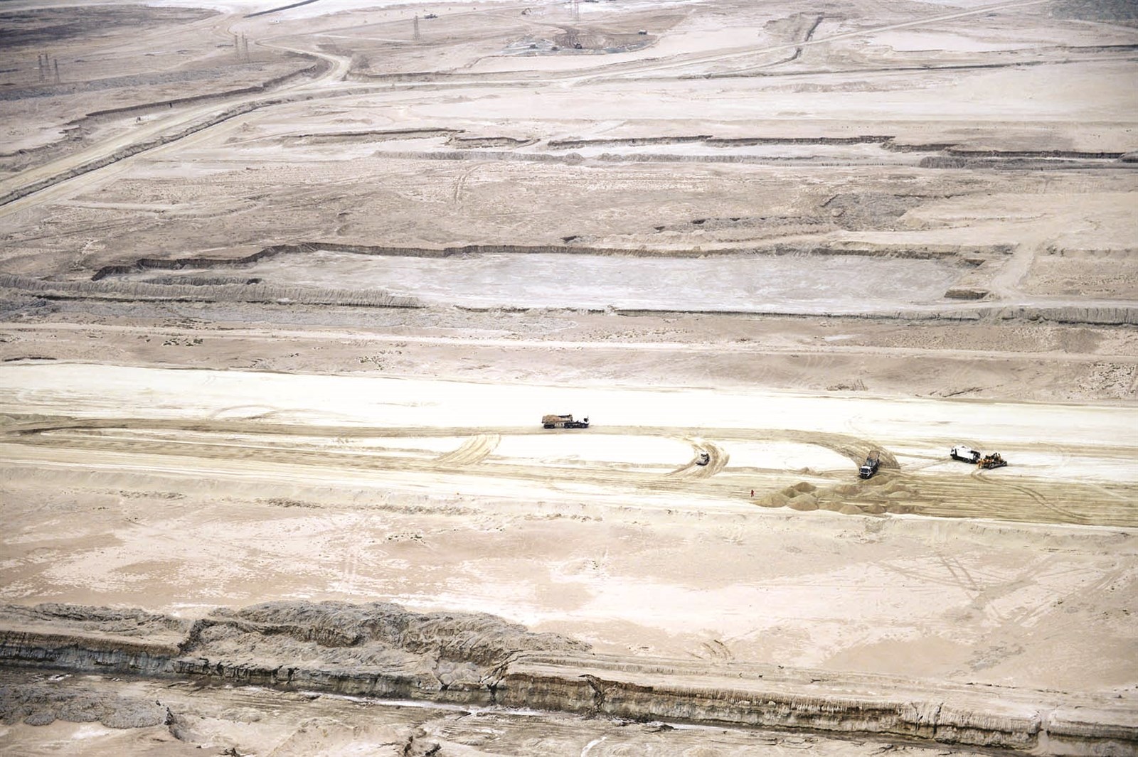 u0623u0631u0627u0636u064d u0634u0627u0633u0639u0629 u063au064au0631 u0645u0637u0648u0651u0631u0629 u064au0642u0627u0628u0644u0647u0627 u0634u062d u0643u0628u064au0631 (u062au0635u0648u064au0631 u0623u0633u0639u062f u0639u0628u062fu0627u0644u0644u0647)