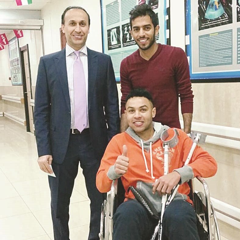 طلال نايف برفقة زميله محمد فريح وأنور علي