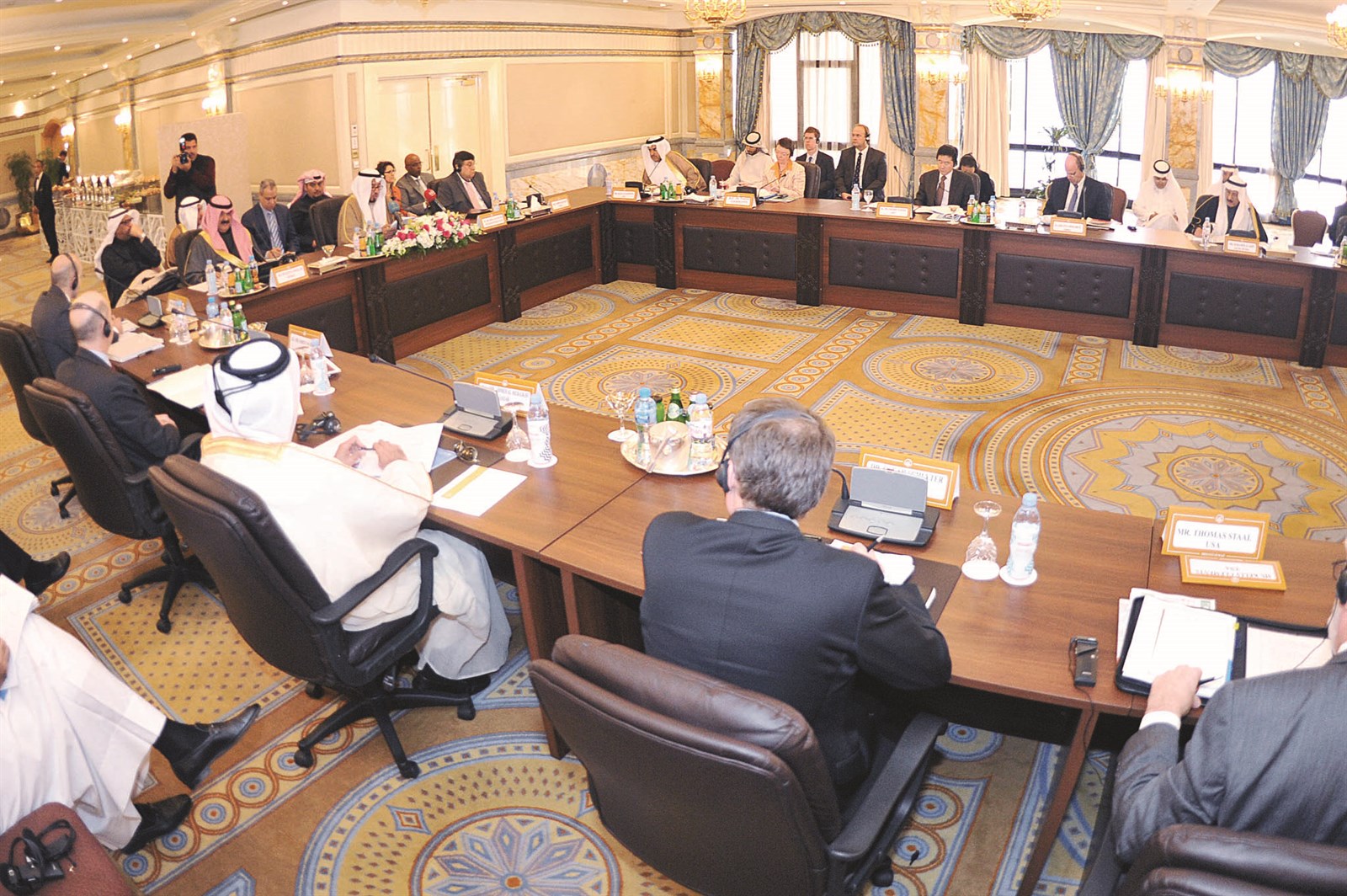 جانب من الاجتماع (تصوير جاسم بارون)