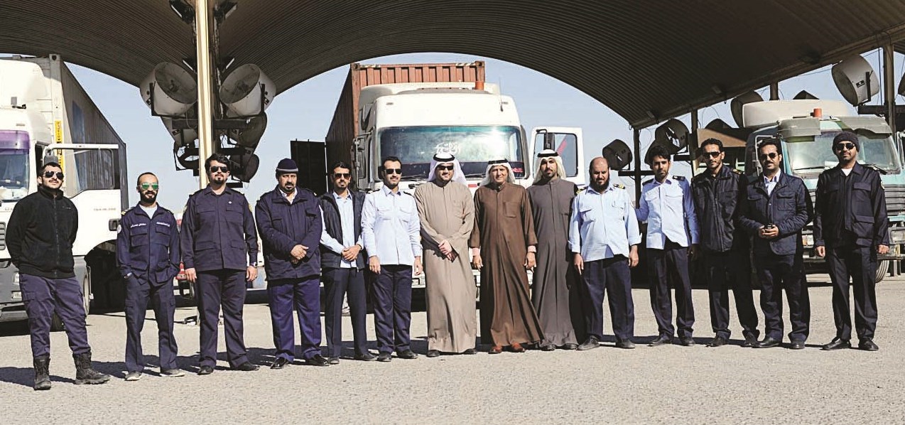 «الراي» مع عدد من موظفي المنفذ