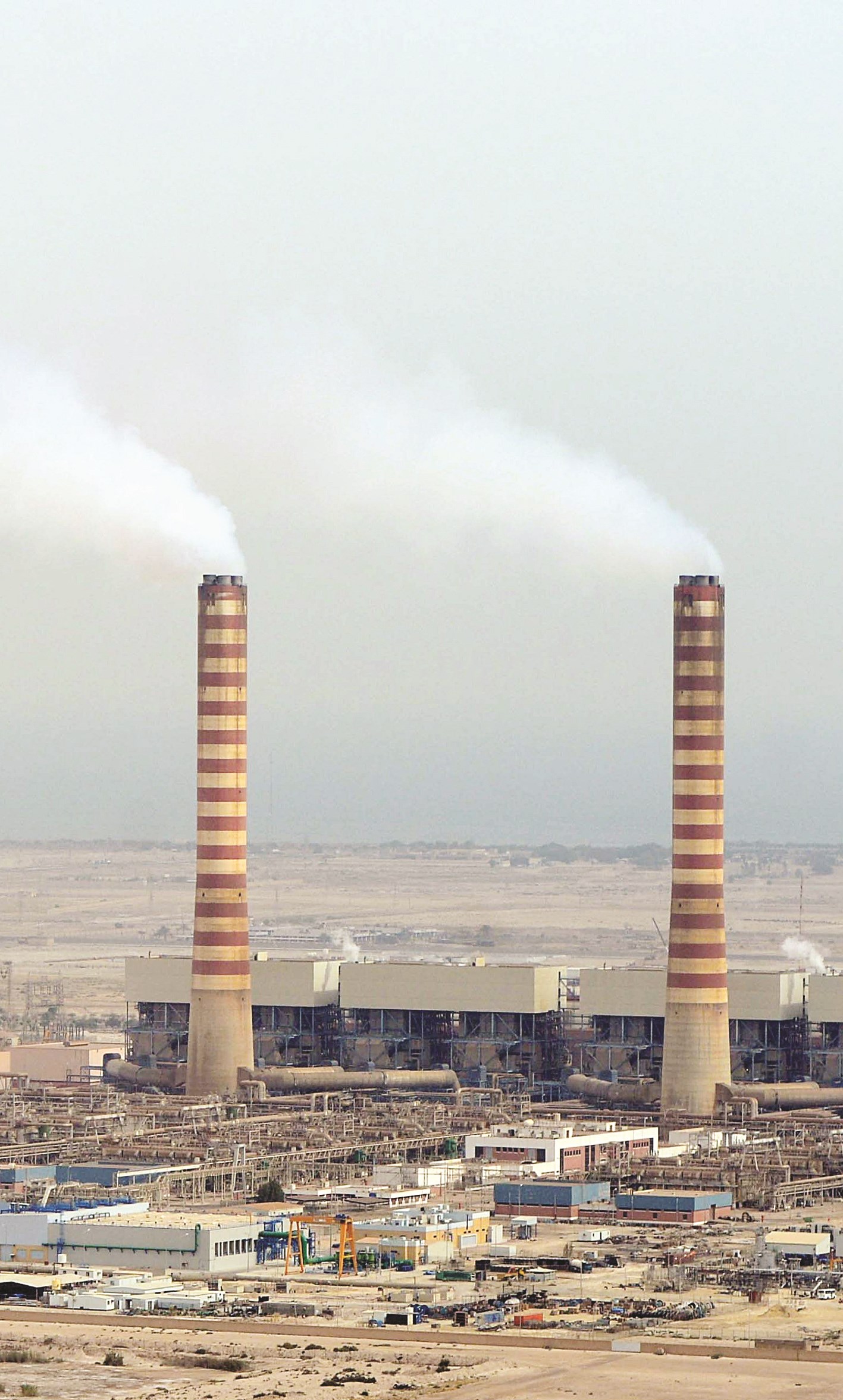 u0627u0644u062au0646u0627u0641u0633 u064au064fu062du0631u0642 u0627u0644u0646u0641u0637 u0648u0623u0633u0639u0627u0631u0647  (u062au0635u0648u064au0631 u0623u0633u0639u062f u0639u0628u062fu0627u0644u0644u0647)