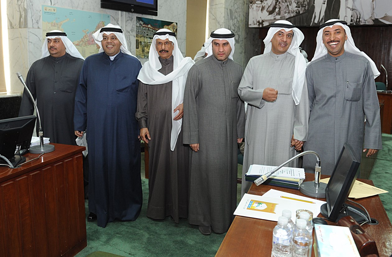 عدد من أعضاء «البلدي» في لقطة تذكارية