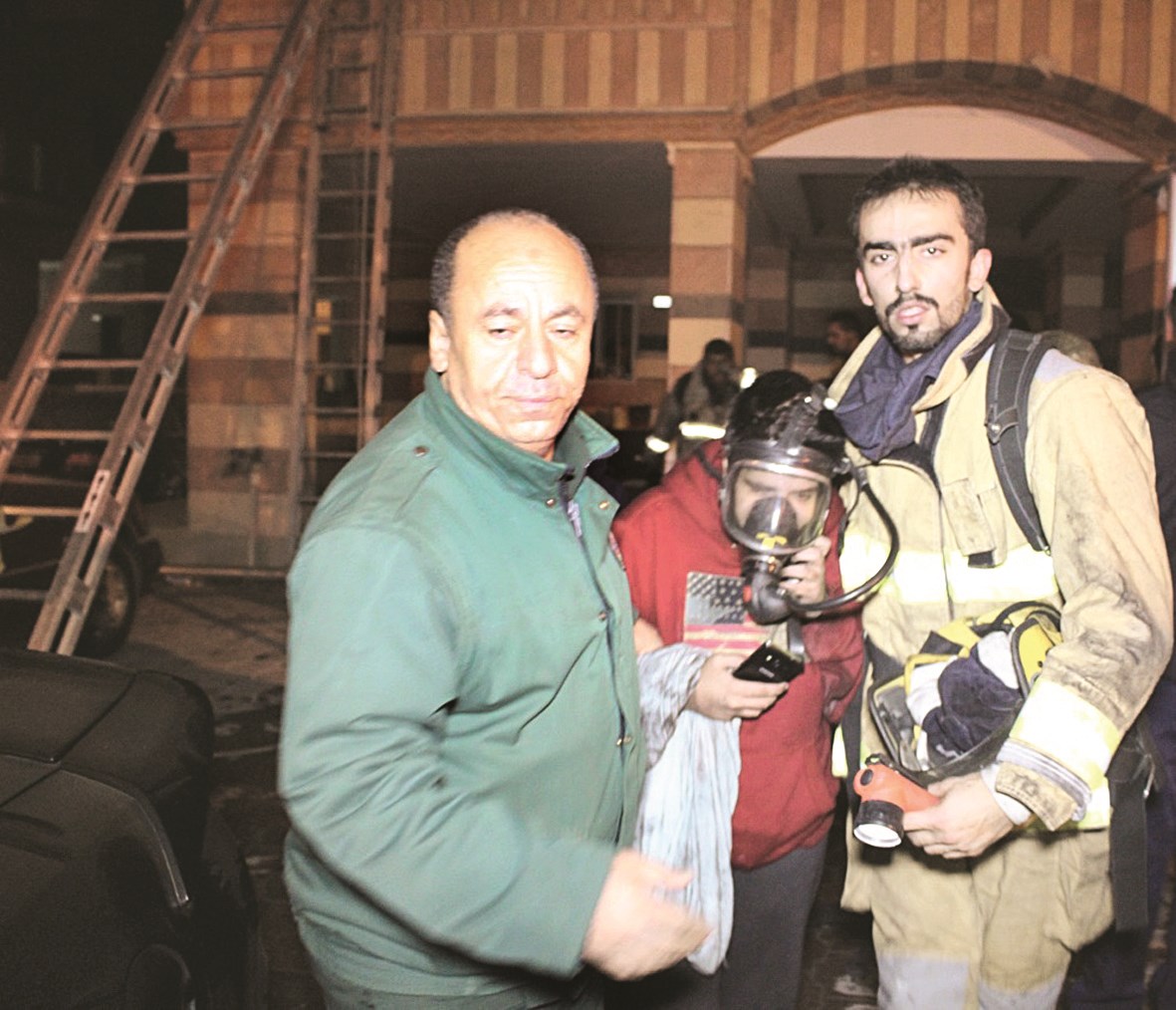 ... وإسعاف مصاب آخر