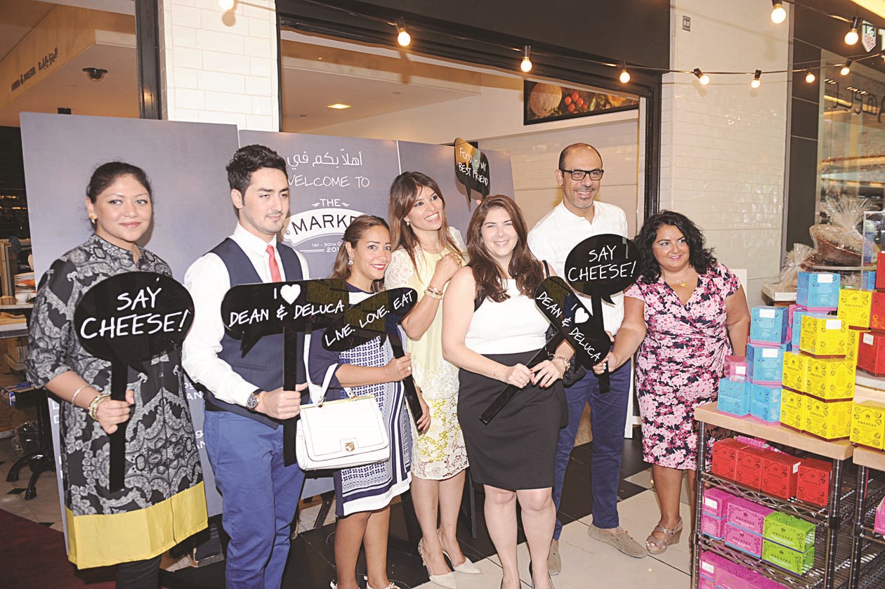 لقطة جماعية للحضور  (تصوير جلال معوض)