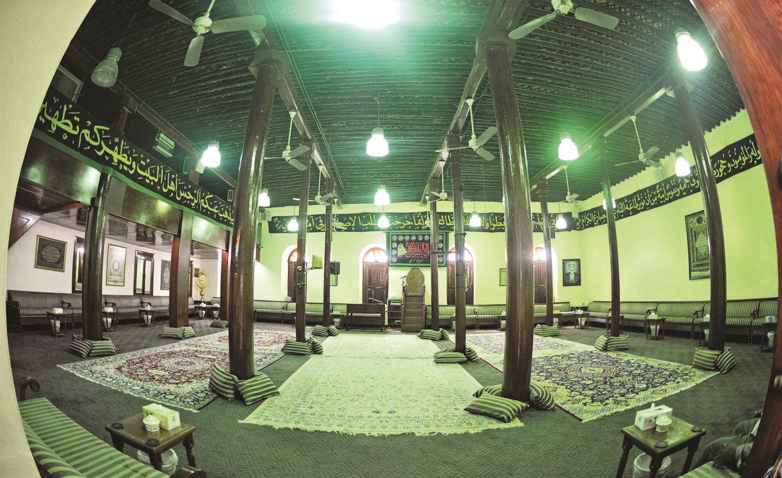 الحسينيات استعدت لليالي محرم (تصوير جاسم بارون)