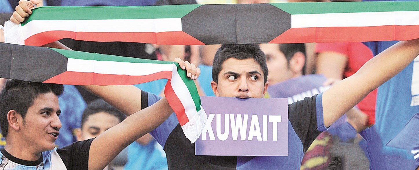 u0627u0644u062cu0645u0627u0647u064au0631 u062au0646u062au0638u0631 u0641u0648u0632 u00abu0627u0644u0623u0632u0631u0642u00bb u0639u0644u0649 u0644u0628u0646u0627u0646 u0641u064a u0643u064au0641u0627u0646 b (u062au0635u0648u064au0631 u062cu0627u0633u0645 u0628u0627u0631u0648u0646)