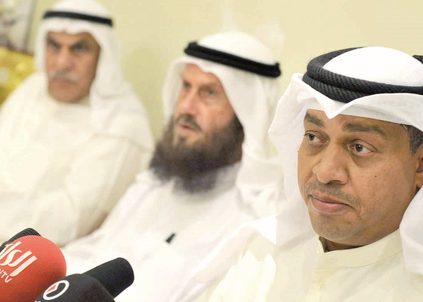 u0627u0644u0633u0644u0637u0627u0646 u0645u062au0648u0633u0637u0627u064b u0627u0644u0633u0639u062fu0648u0646 u0648u0627u0644u0645u0637u0631  (u062au0635u0648u064au0631 u0633u0639u062f u0647u0646u062fu0627u0648u064a)