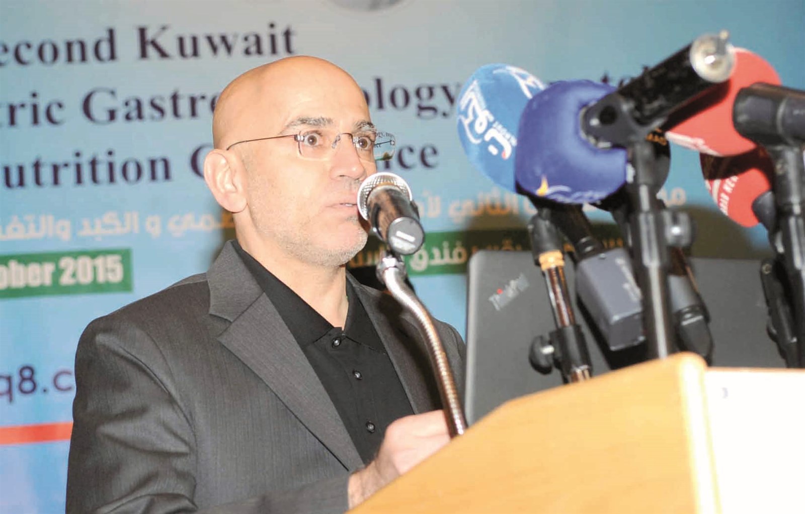 خالد الصراف متحدثاً في الافتتاح