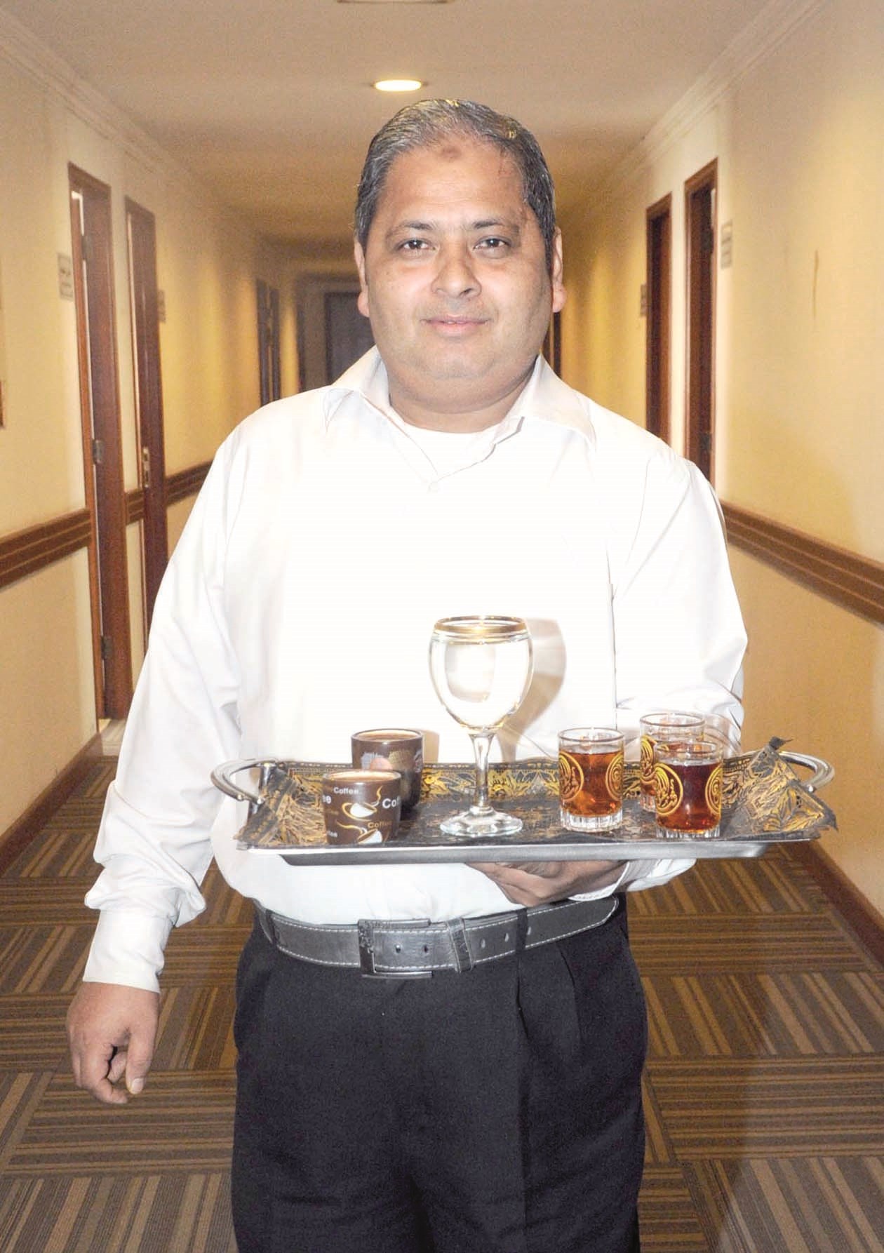 انتظام ومهنية في تقديم الضيافة