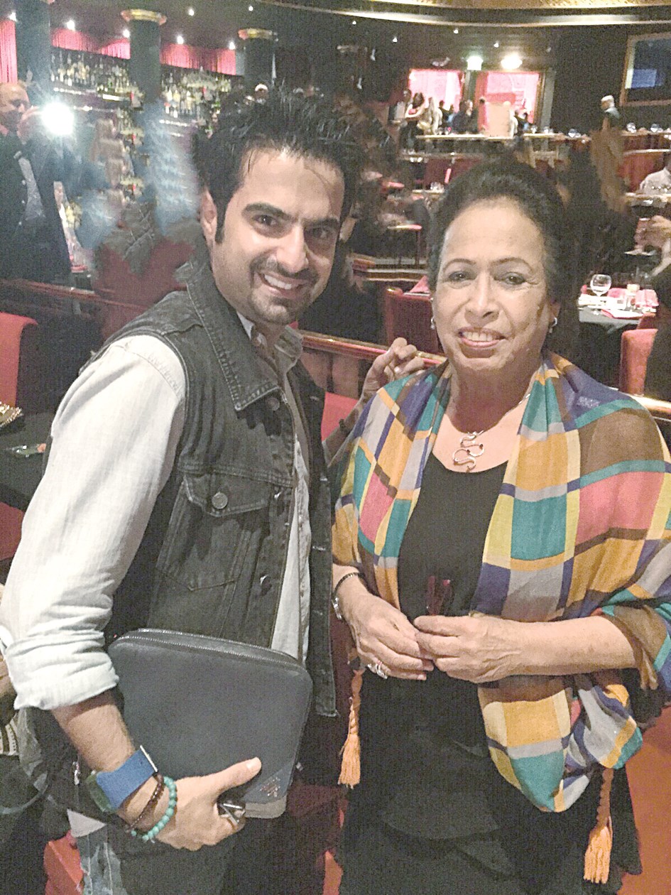 الزميل حمود العنزي مع حياة الفهد في «او اس ان»