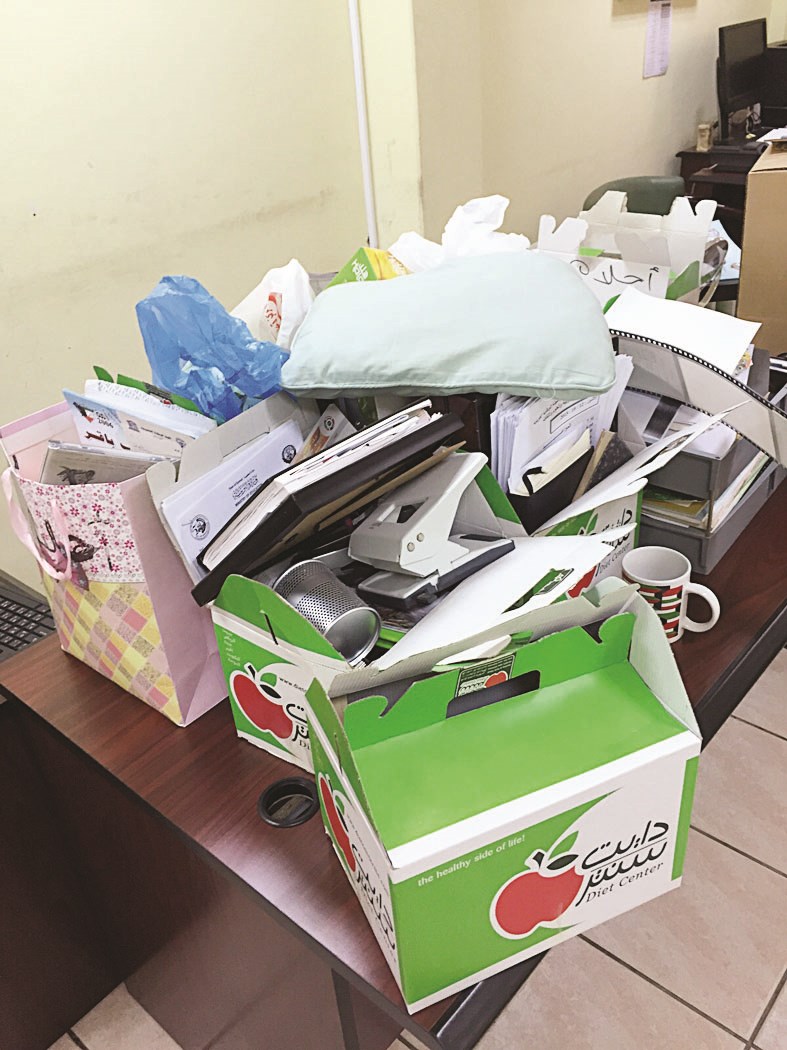 ... وملفات العمل أيضا