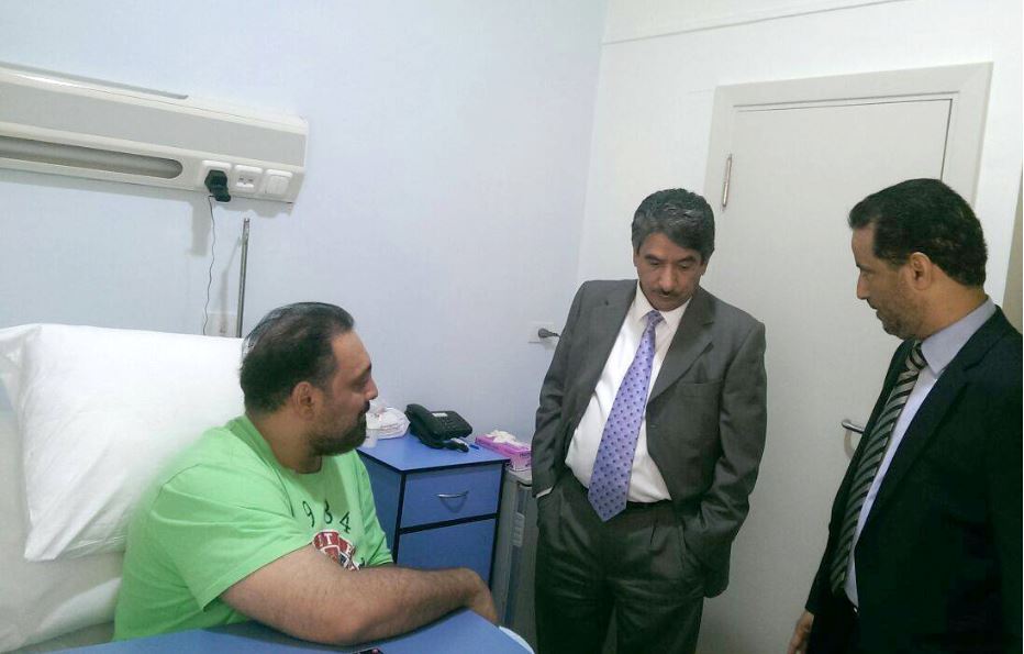 u0627u0644u0633u0641u064au0631 u0627u0644u0632u0645u0627u0646u0627u0646 u062eu0644u0627u0644 u0632u064au0627u0631u062au0647 u0628u0639u0636 u0627u0644u0645u0631u0636u0649 u0627u0644u0630u064au0646 u064au062au0644u0642u0648u0646 u0627u0644u0639u0644u0627u062c u0641u064a u0645u0635u0631