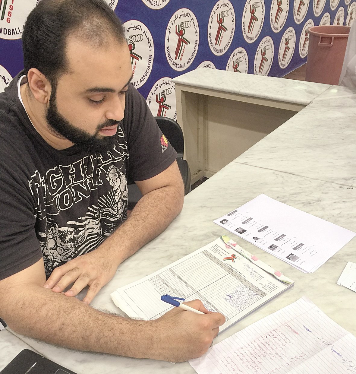 u0645u0633u062cu0644 u0627u0644u0645u0628u0627u0631u0627u0629 u0639u0628u062f u0627u0644u0639u0632u064au0632 u0628u0648u0631u062eu0627u0646 u064au0648u062bu0651u0642 u0627u0646u0633u062du0627u0628 u0627u0644u0642u0627u062fu0633u064au0629rn