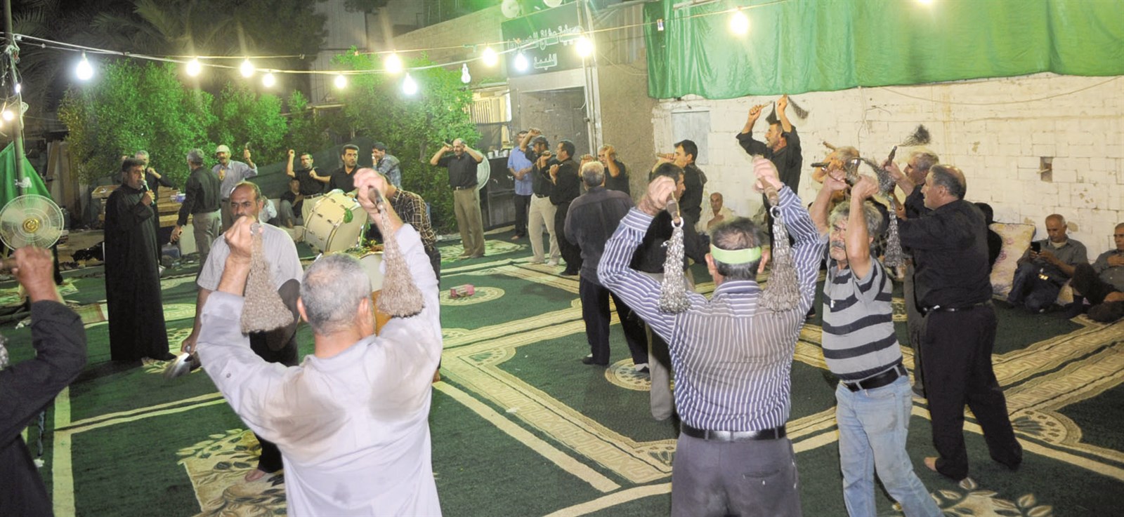 في حسينية «عشاق الحسين»