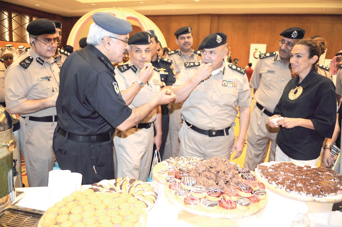 u0627u0644u0641u0647u062f u064au062au0630u0648u0642 u0628u0639u0636 u0627u0644u0623u063au0630u064au0629 u0644u062fu0649 u0627u0641u062au062au0627u062du0647 u0627u0644u0645u0639u0631u0636 (u062au0635u0648u064au0631 u0643u0631u0645 u0630u064au0627u0628)