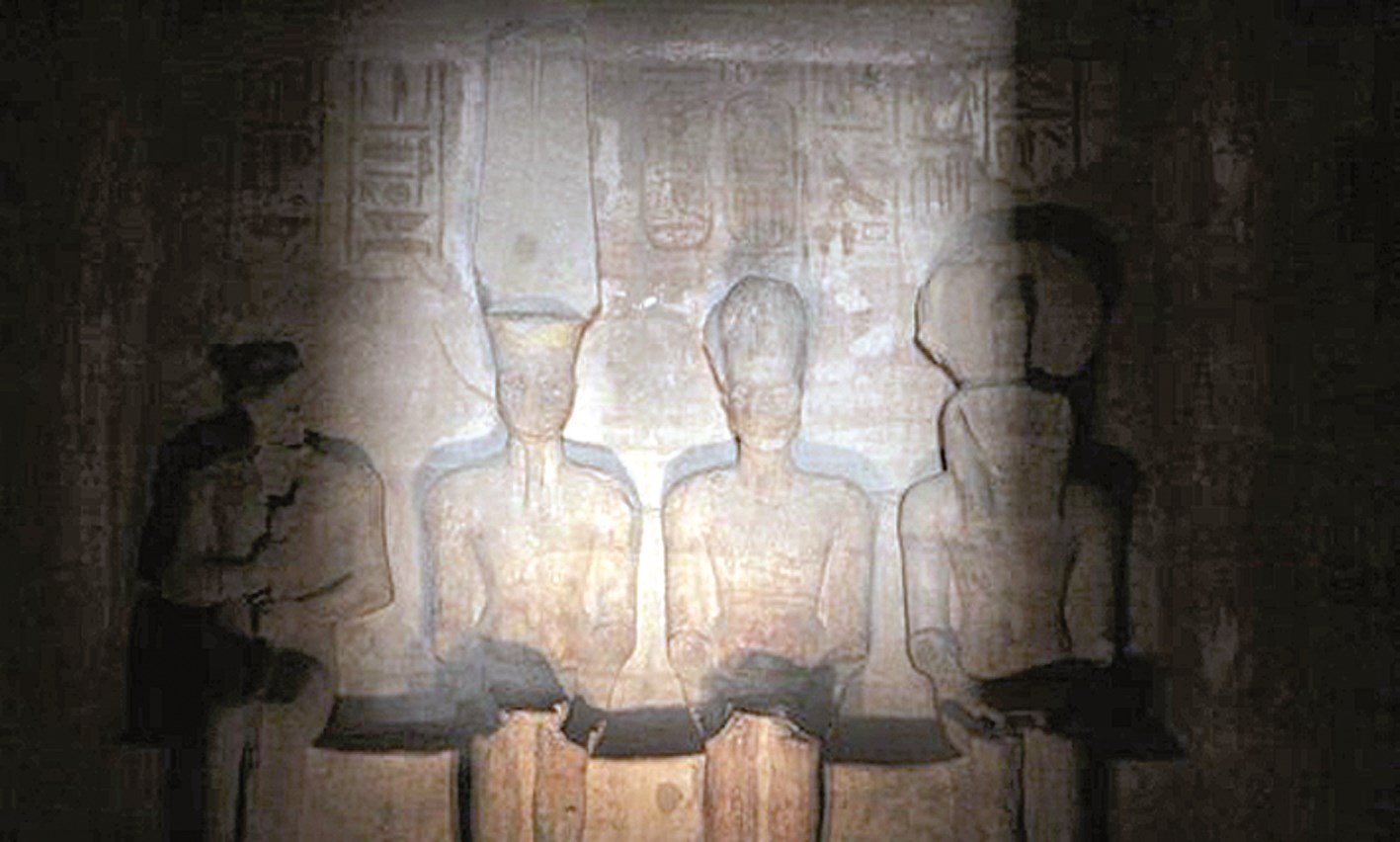 u0627u0644u0634u0645u0633 u0639u0644u0649 u0648u062cu0647 u0631u0645u0633u064au0633 u062fu0627u062eu0644 u0645u0639u0628u062f u0623u0628u0648u0633u0645u0628u0644