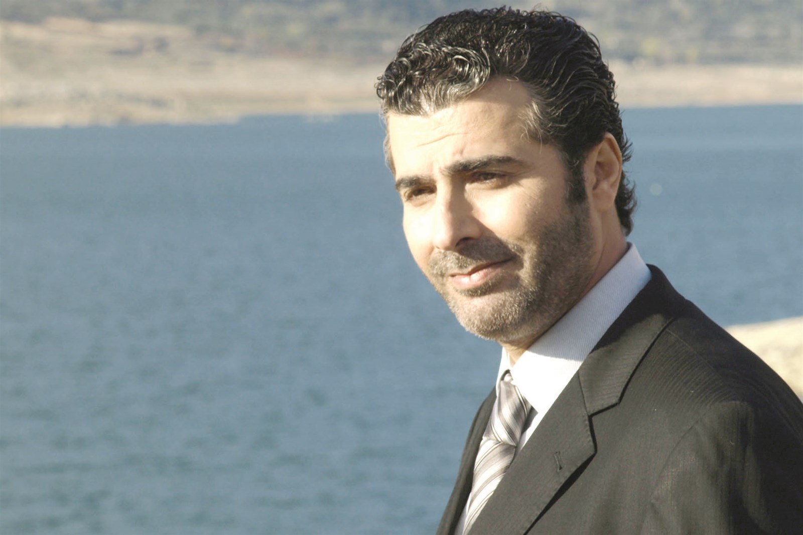 u0639u0645u0627u0631 u0634u0644u0642