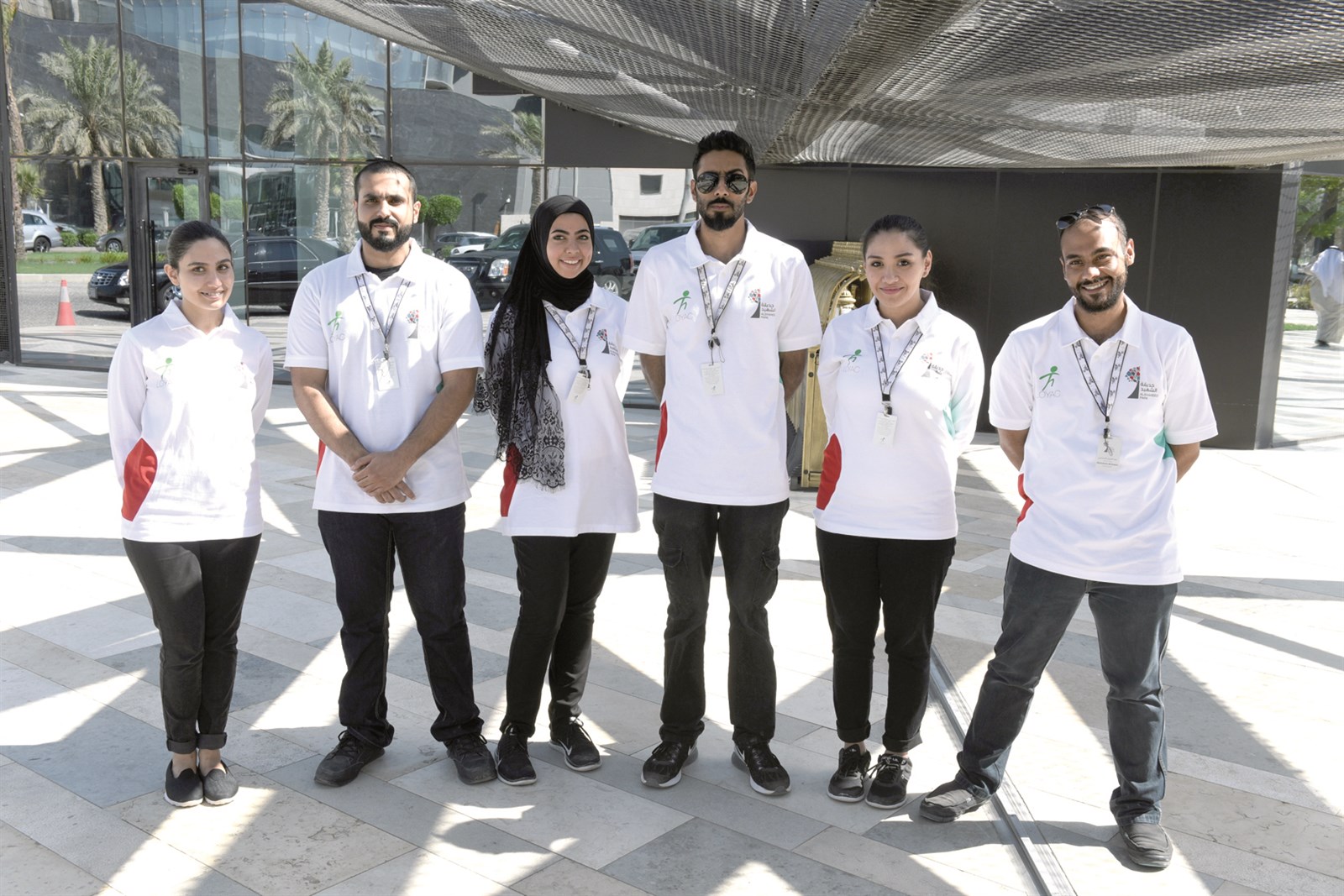 متطوعو «لوياك»