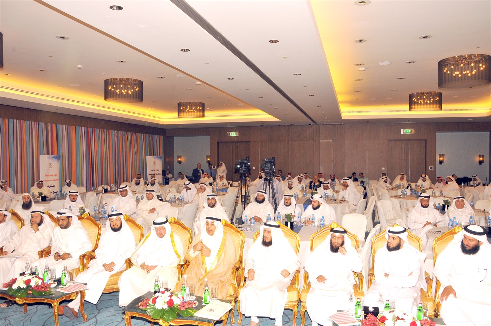 قيادات وزارة الأوقاف حاضرة لمناقشة الخطة