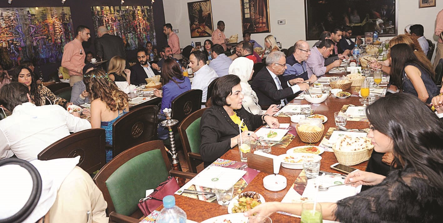 من أجواء حفل العشاء