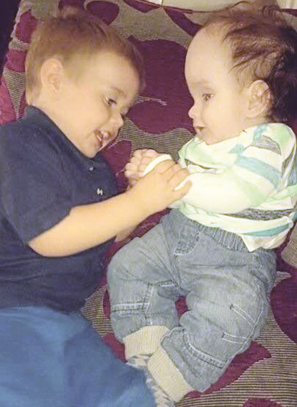 u0622u0631u0648u0646 u0645u0639 u0634u0642u064au0642u0647