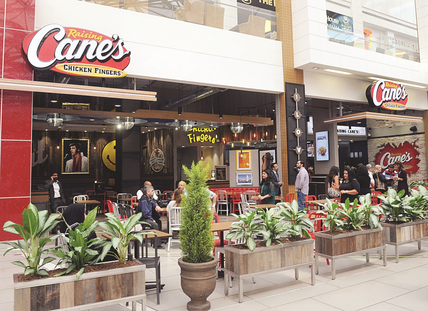 واجهة مطعم «Raising Cane’s»