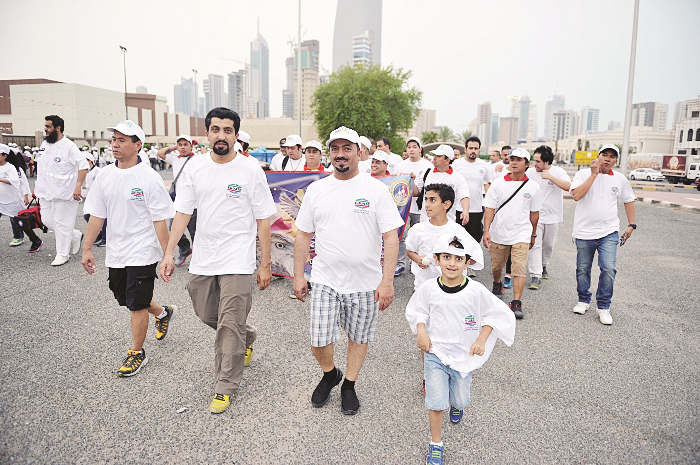 مشاركة من جميع الاعمار