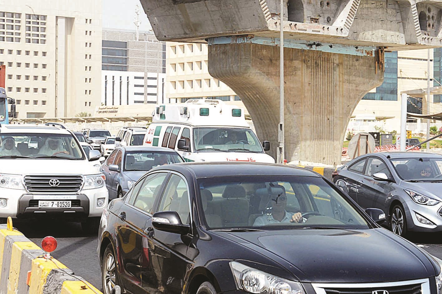 u0633u064au0627u0631u0629 u0627u0644u0625u0633u0639u0627u0641 u062au0646u062au0638u0631 u0627u0644u0641u0631u062c (u062au0635u0648u064au0631 u0623u0633u0639u062f u0639u0628u062fu0627u0644u0644u0647 )