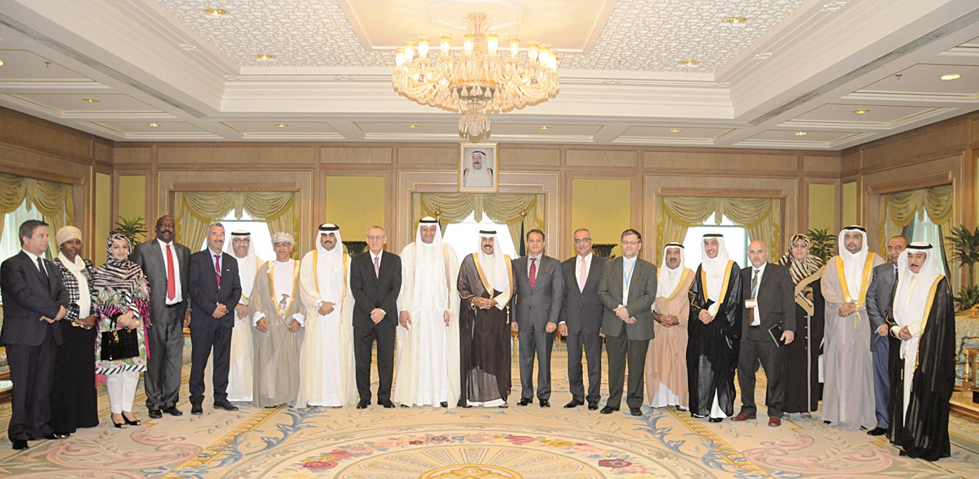 u0646u0627u0626u0628 u0627u0644u0623u0645u064au0631 u0645u062au0648u0633u0637u0627u064b u0646u0627u0635u0631 u0627u0644u0635u0628u0627u062d u0648u0627u0644u0639u0628u064au062fu064a u0648u0627u0644u0648u0641u0648u062f u0627u0644u0645u0634u0627u0631u0643u0629 u0641u064a u0627u0644u0627u062cu062au0645u0627u0639