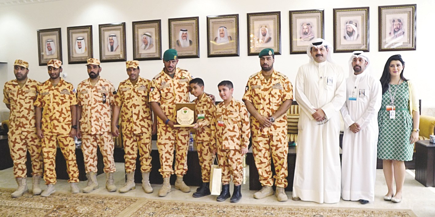 رئاسة الأركان تكرّم علي بحضور فريق البنك