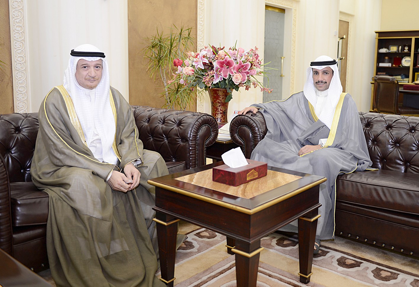 ... ومستقبلاً السفير الدويش