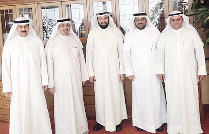 u0627u0644u0639u0645u064au0631 u0645u062au0648u0633u0637u0627u064b u0645u0645u062bu0644u064a u0627u0644u0627u062au062du0627u062fu0627u062a