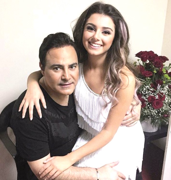 ماريتا مع والدها عاصي الحلاني