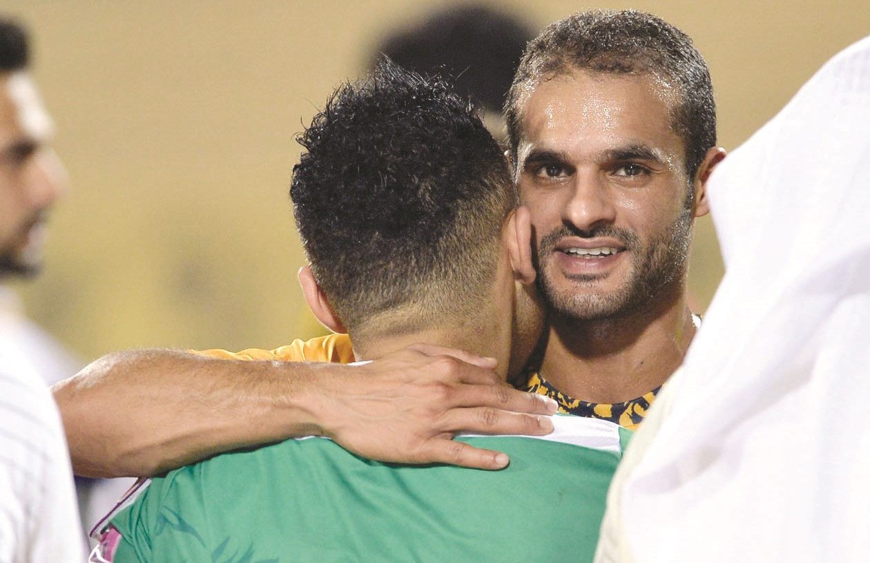 u0628u062fu0631 u0627u0644u0645u0637u0648u0639 u0645u062du062au0636u0646u0627u064b u0637u0644u0627u0644 u0646u0627u064au0641 u0628u0639u062f u0627u0644u0640u00abu062fu0631u0628u064au00bb (u0627u0644u0623u0632u0631u0642 u062fu0648u062a u0643u0648u0645)