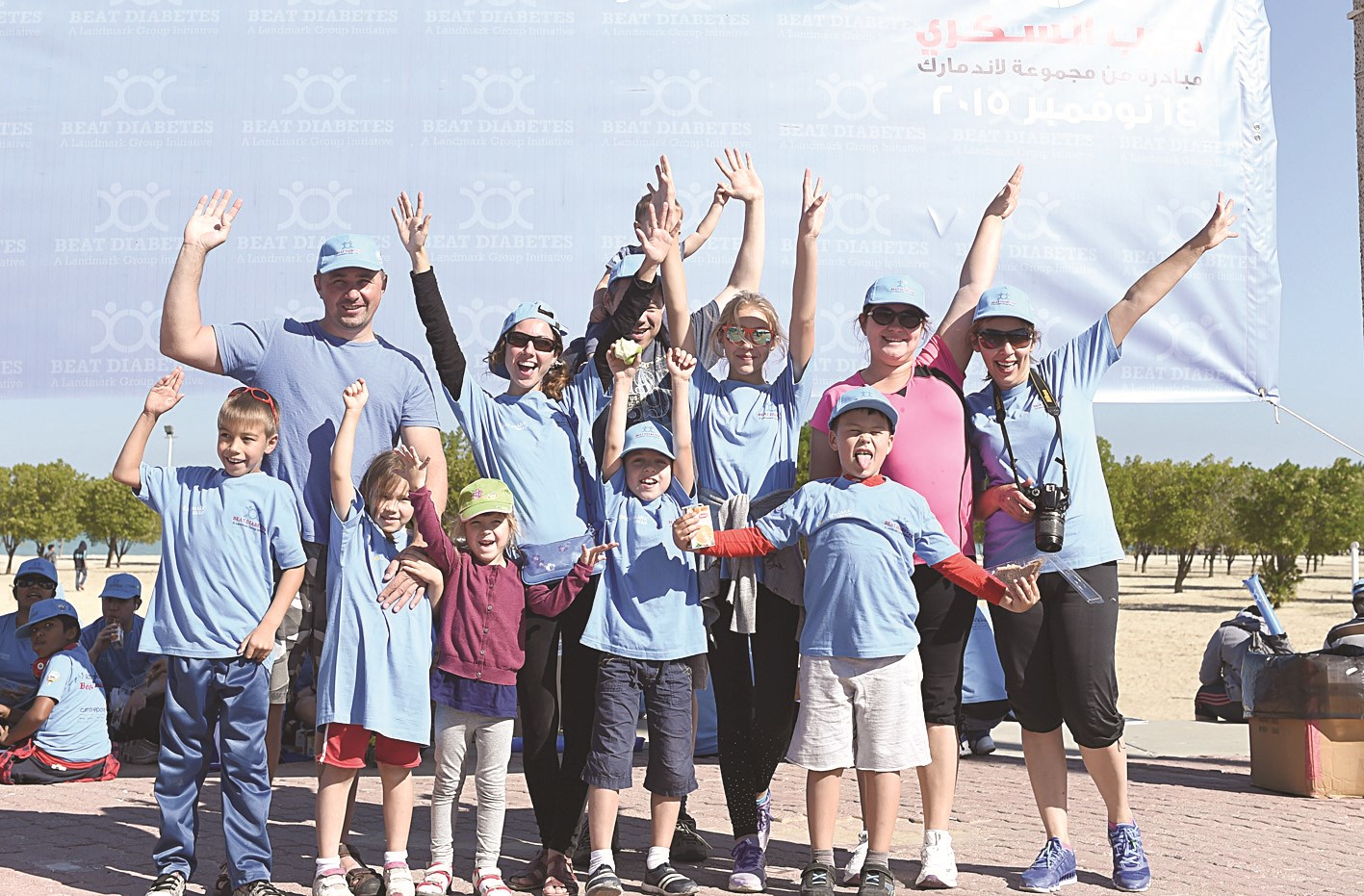 مشاركة من مختلف الأعمار (تصوير جاسم بارون)