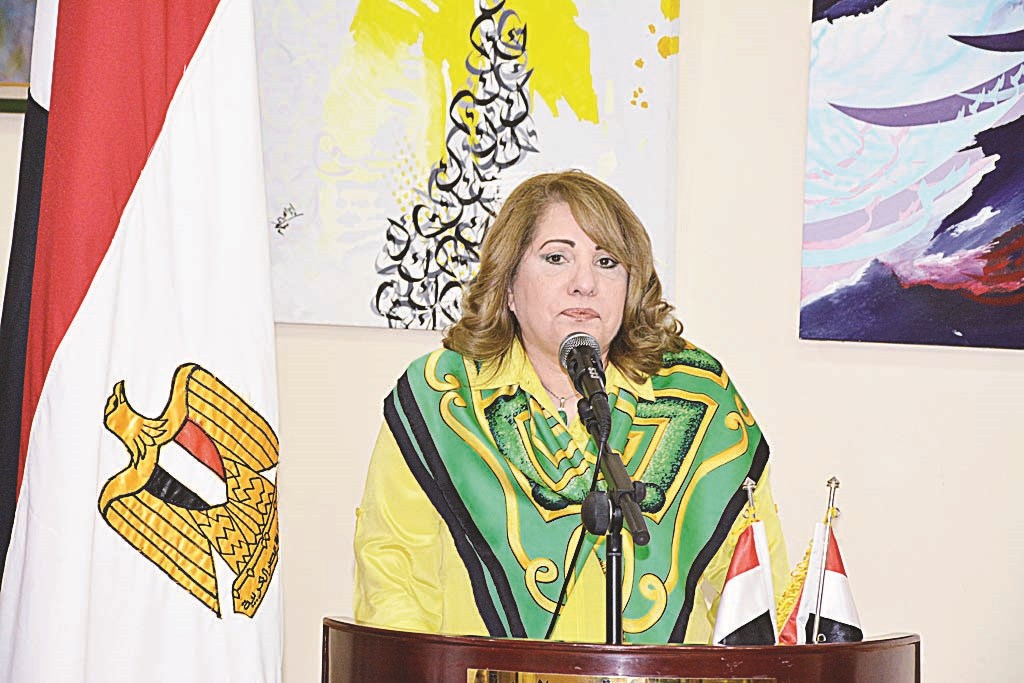 ليلى العثمان تلقي كلمتها