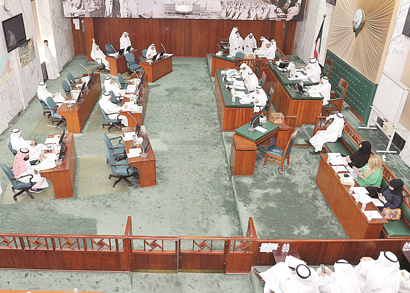 جانب من جلسة المجلس البلدي