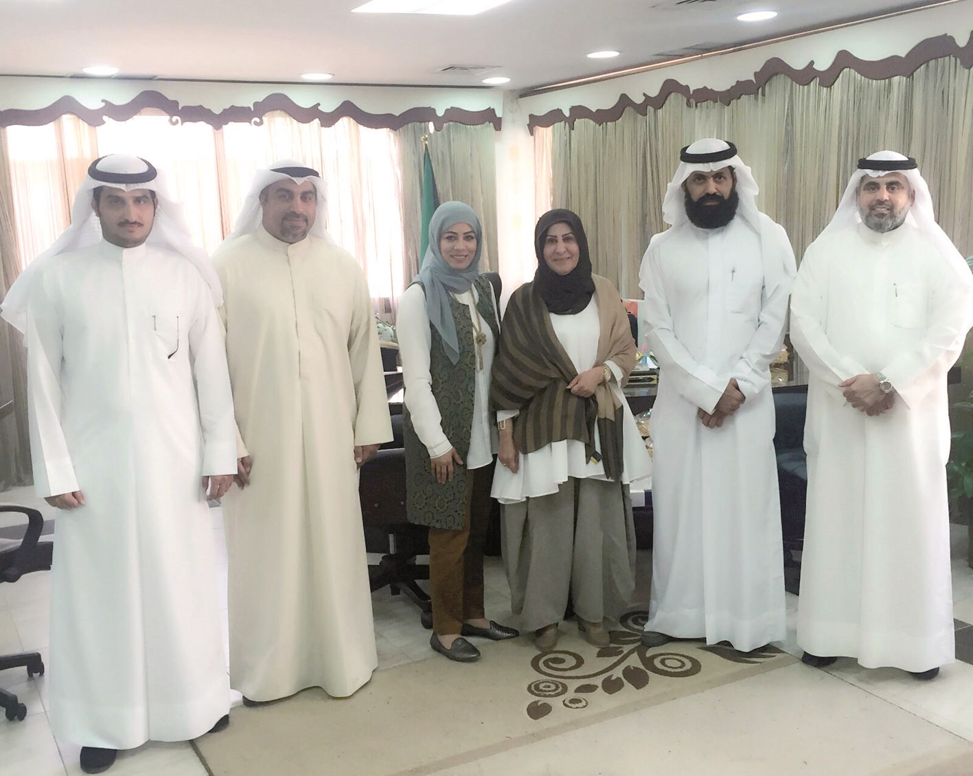 u0648u0643u064au0644u0629 u0648u0632u0627u0631u0629 u0627u0644u062au0631u0628u064au0629 u062au062au0648u0633u0637 u0648u0641u062f u00abu0627u0644u0645u0639u0644u0645u064au0646u00bb u0644u062fu0649 u062au0642u062fu064au0645u0647 u0645u0630u0643u0631u0629 u0641u064a u0634u0623u0646 u0645u0639u0644u0645u0627u062a u0627u0644u0631u064au0627u0636