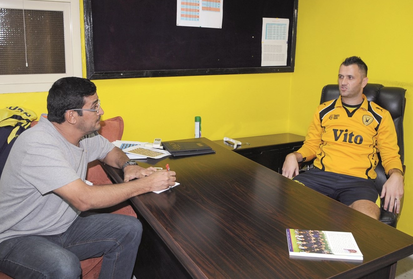 ... ومتحدثاً إلى الزميل حسن موسى